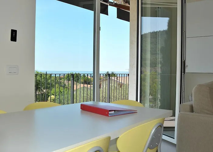 Cà Gardesana With Pool * Garde