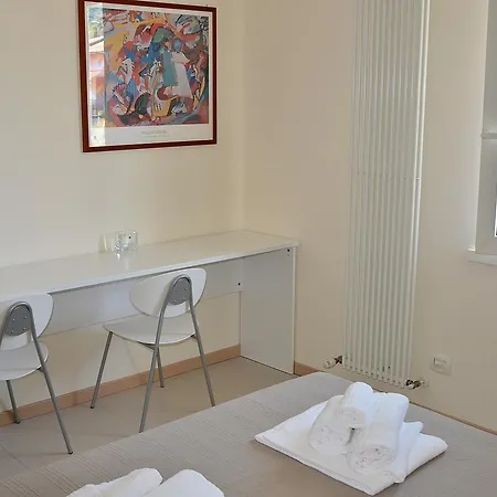 Ca Gardesana With Pool Holiday home *