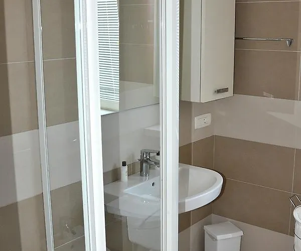بيت للعطل Ca Gardesana With Pool *