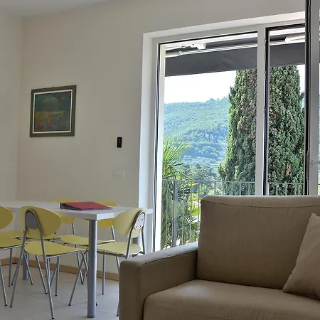 Tatil Evi Ca Gardesana With Pool Garda (Verona)